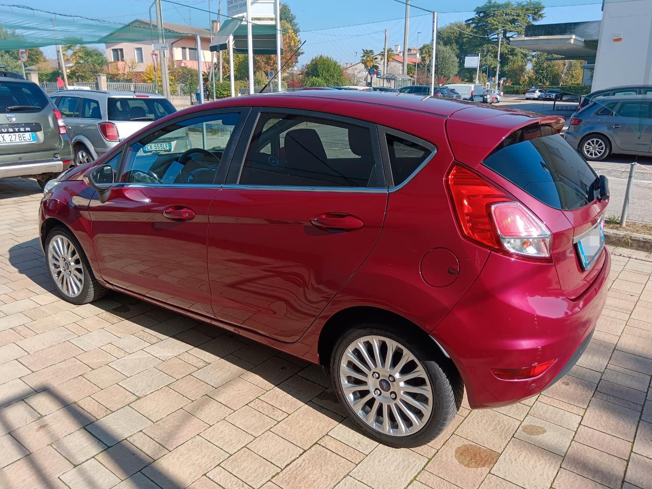 Ford Fiesta 1.4 5p. Bz.- GPL Titanium