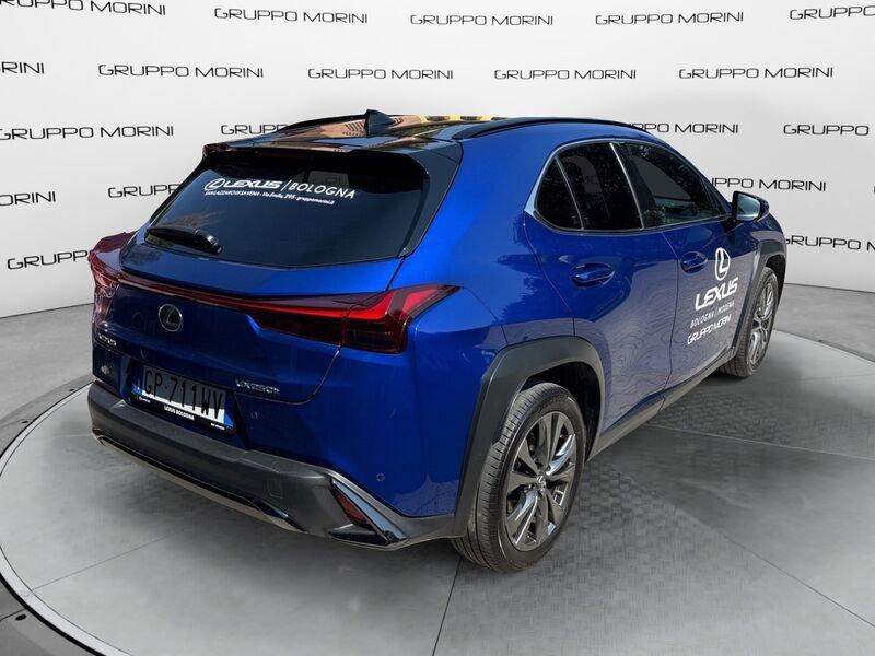 Lexus UX Hybrid Design