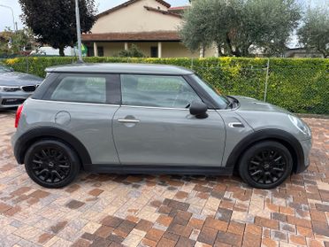 MINI ONE 1.5 BENZINA OK NEOPATENTATO