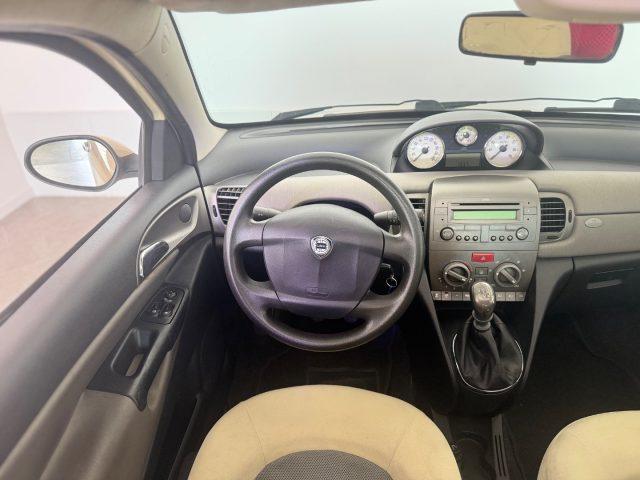 LANCIA Ypsilon 1.2 16V Platino