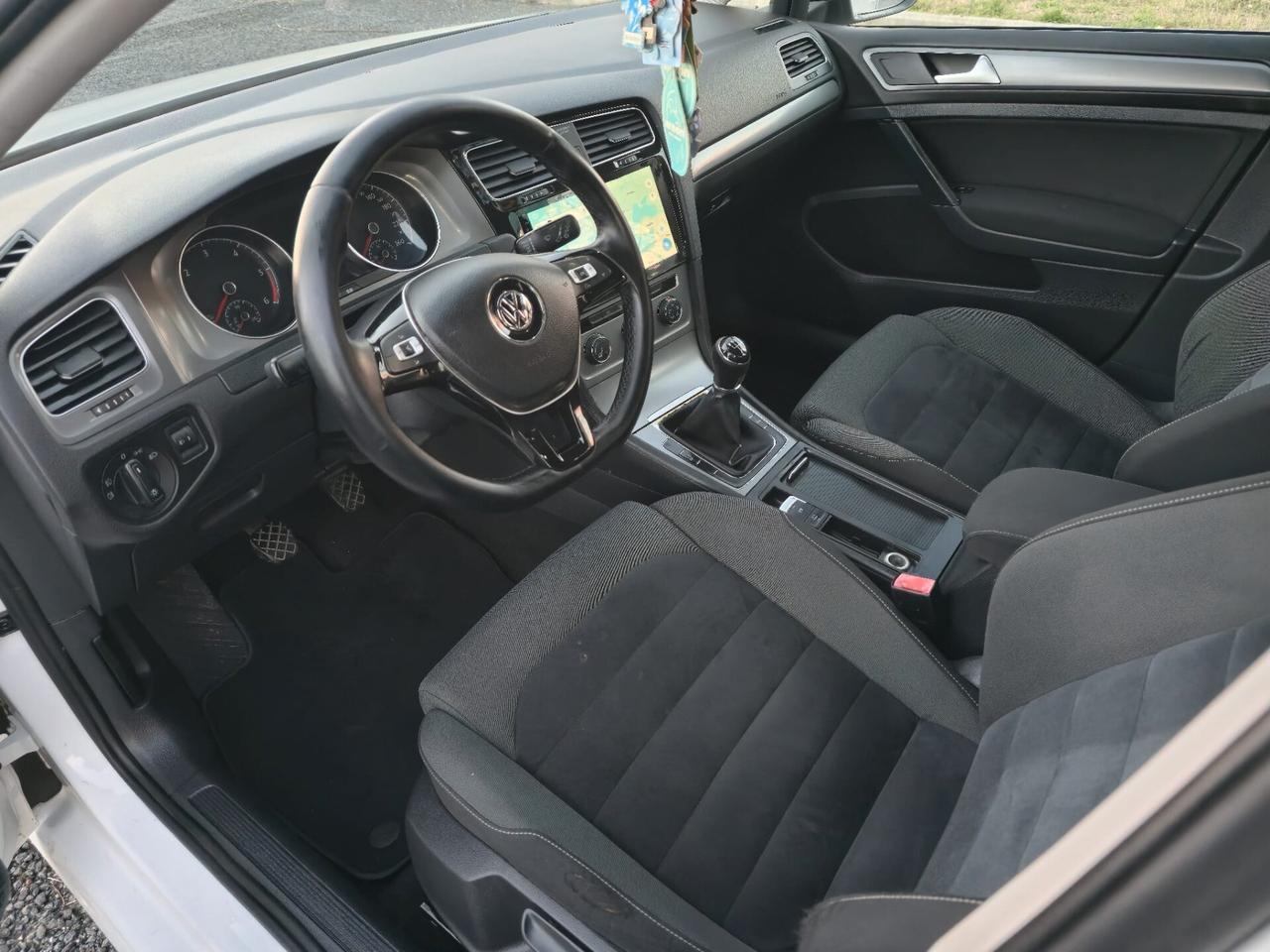Volkswagen Golf 1.6 TDI 5p. Highline BlueMotion