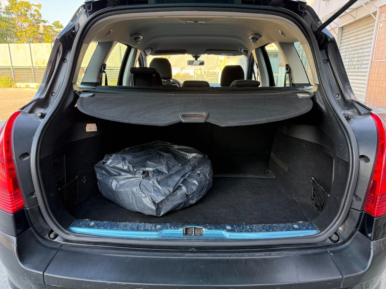 Peugeot 308Restayling 1.6 HDi 90CV SW Premium Perfetta