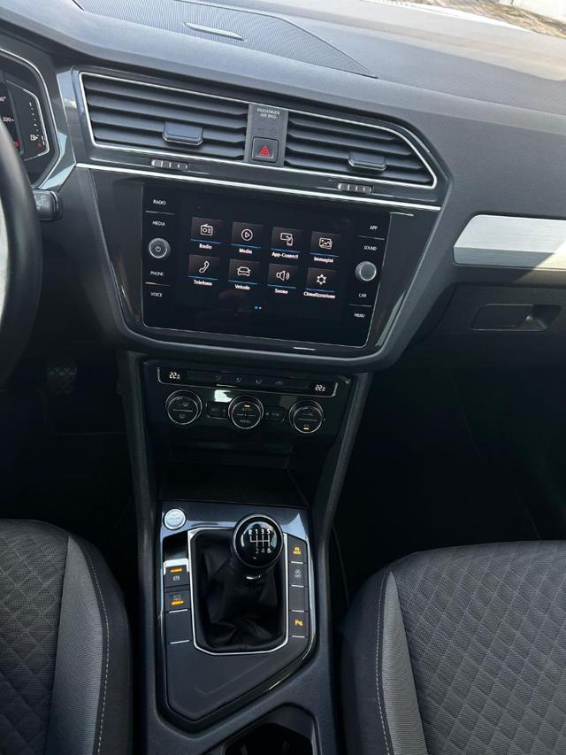 VOLKSWAGEN Tiguan 1.6 TDI SCR Sport BlueMotion Technology