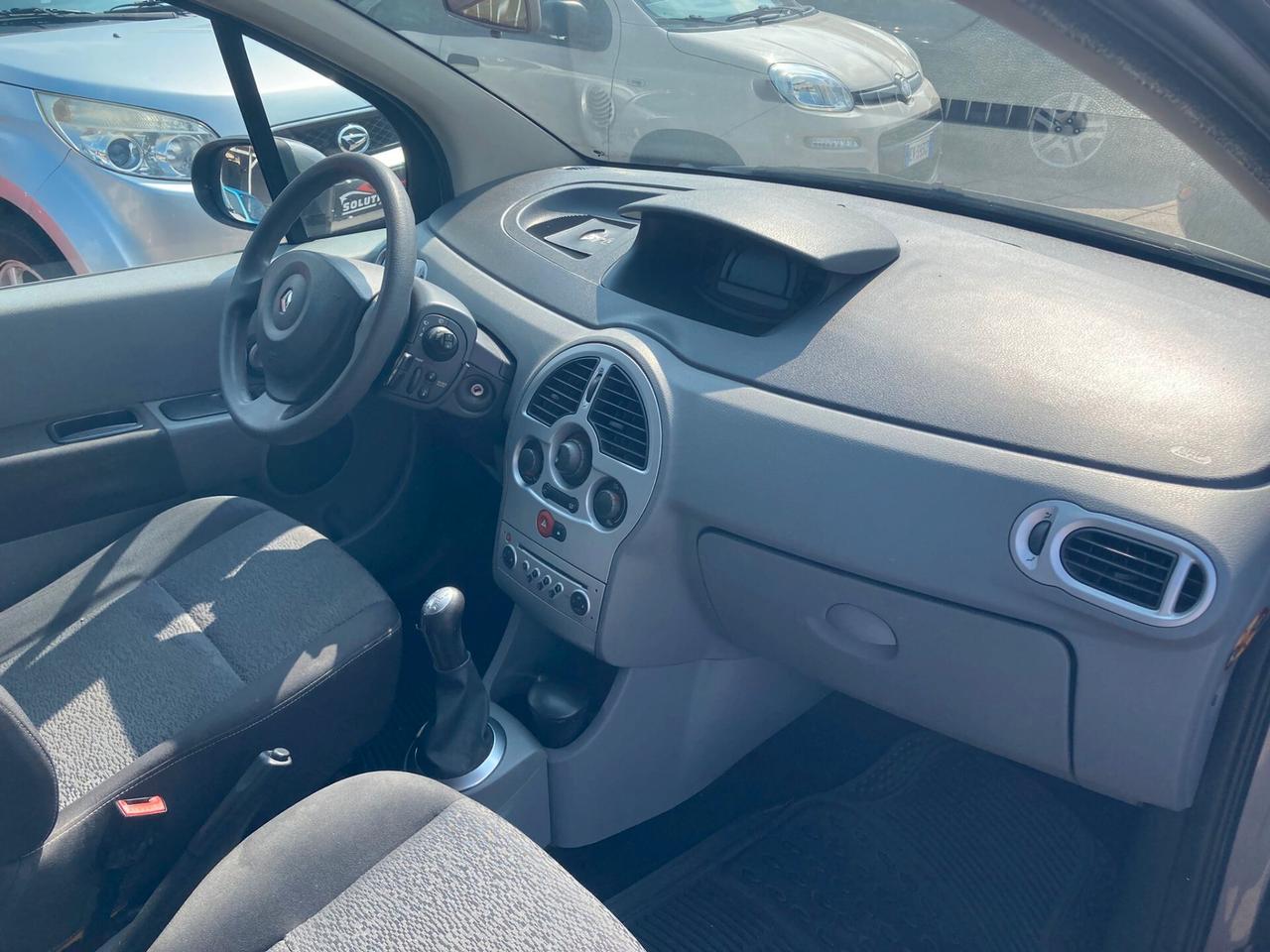 Renault Modus Grand 1.2 16V Dynamique