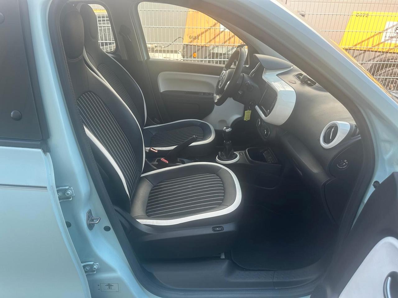 Renault Twingo SCe 65 CV Intens