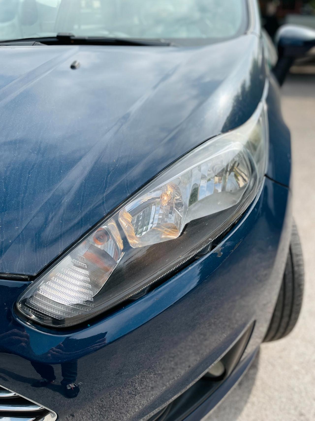 Ford Fiesta 1.4 5P GPL Business - 2015