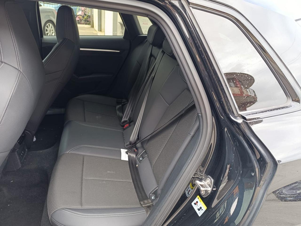 Audi A3 SPB 40 TFSI quattro S tronic line edition