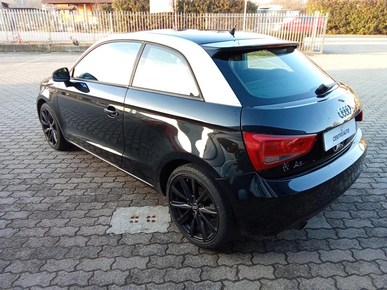 Audi A1 1.6 TDI 105 CV Ambition LEGGERE DESCRIZIONE - SOLO OP. SETTORE