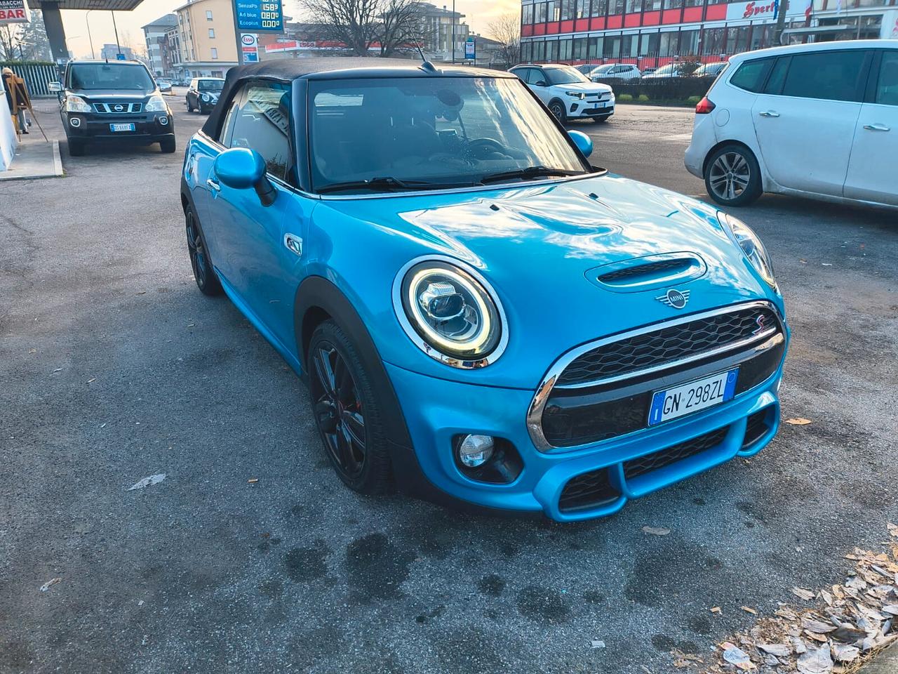 Mini Cabrio John Cooper Works S