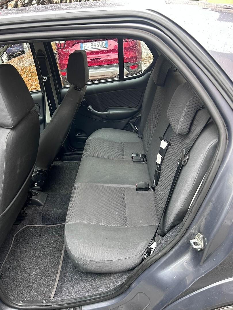 Tata Indica uniproprietario 16.000km reali