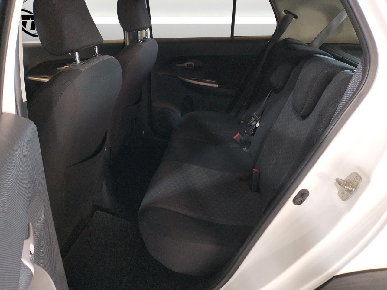 Toyota Urban Cruiser 1.3 vvt-i Dual Luxury 4wd