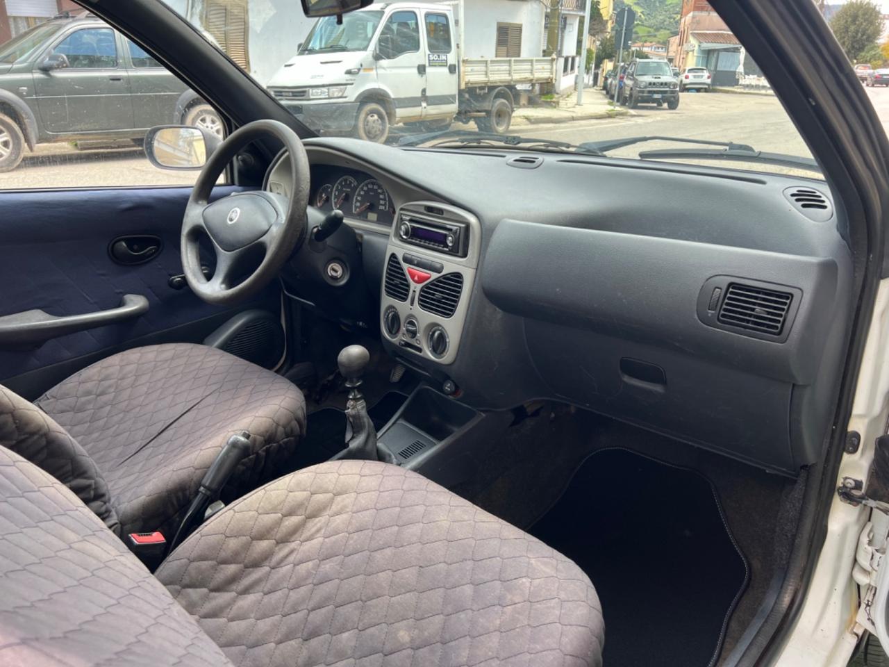 Fiat Strada 1.9 JTD Pick-up 152000 KM