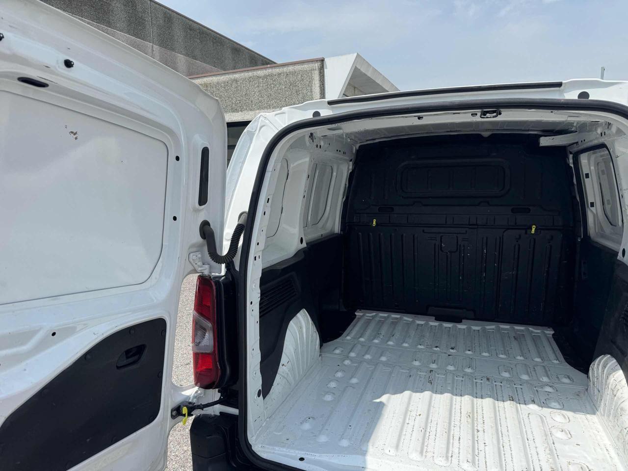 Opel Combo 1.5 D 100 CV 1000 KG(L1 PC-TN-)CRUISE-PASSO CORTO