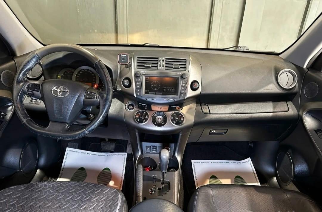 Toyota RAV 4 RAV4 2.2 D-4D 150 CV DPF Luxury