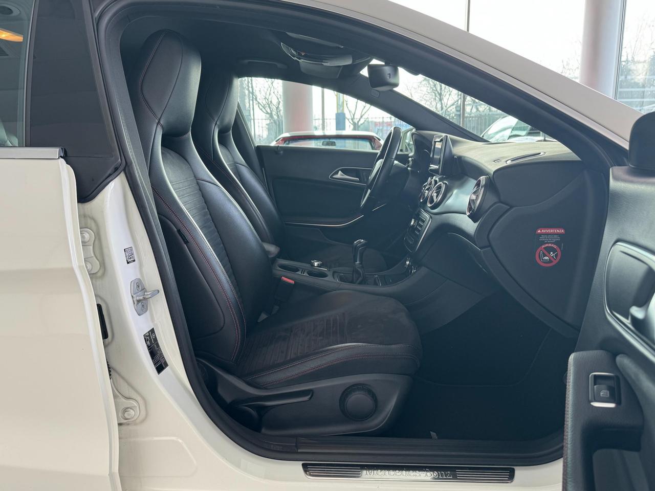 Mercedes CLA 200 cdi Premium AMG