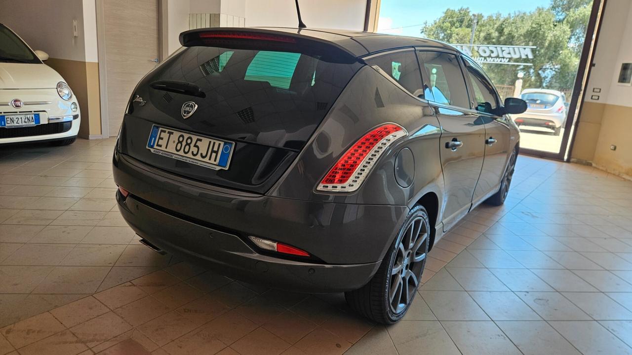 Lancia Delta 1.9 MJT Twinturbo DPF S