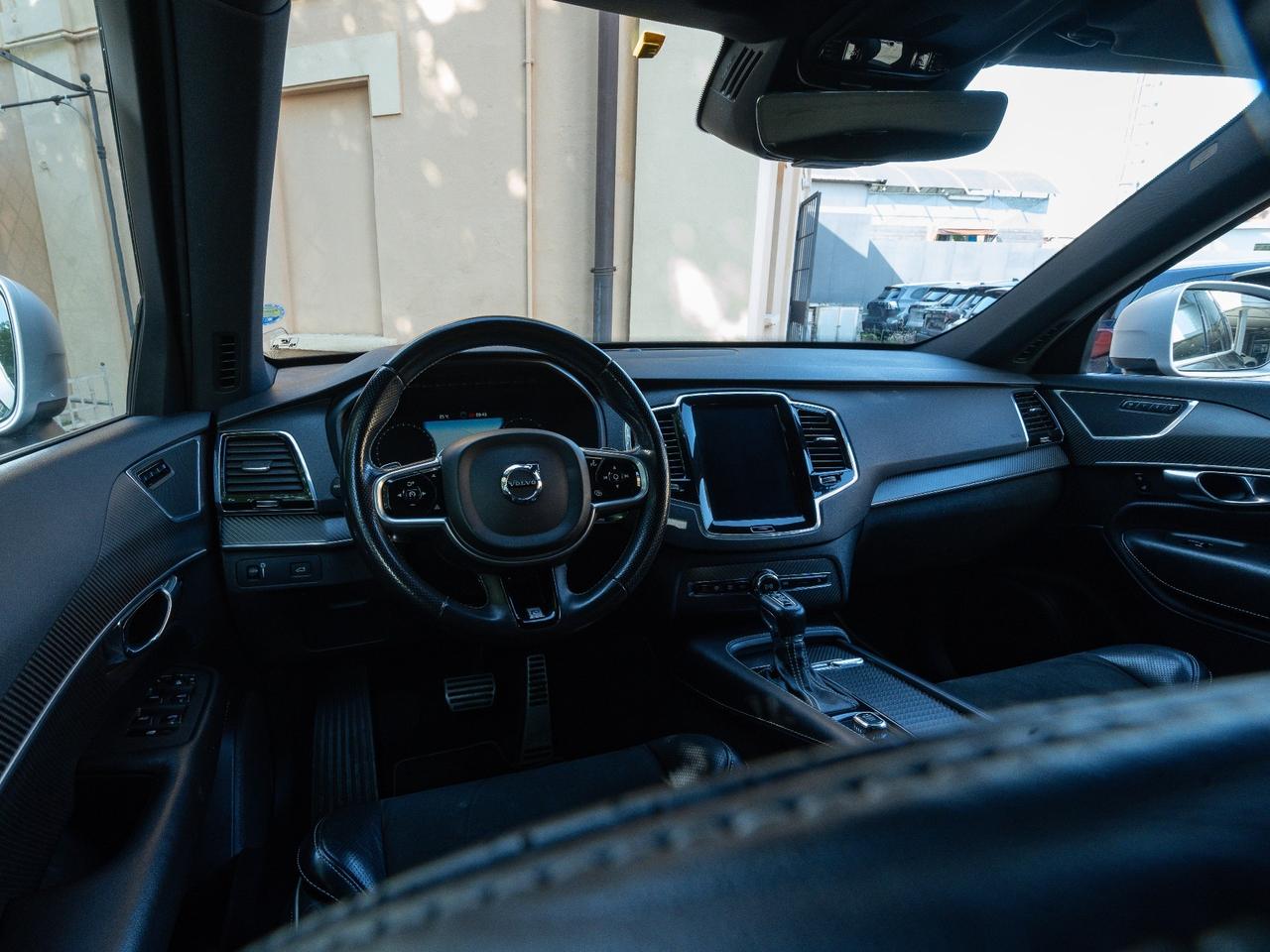 Volvo XC 90 XC90 D5 AWD Geartronic 7 posti R-design
