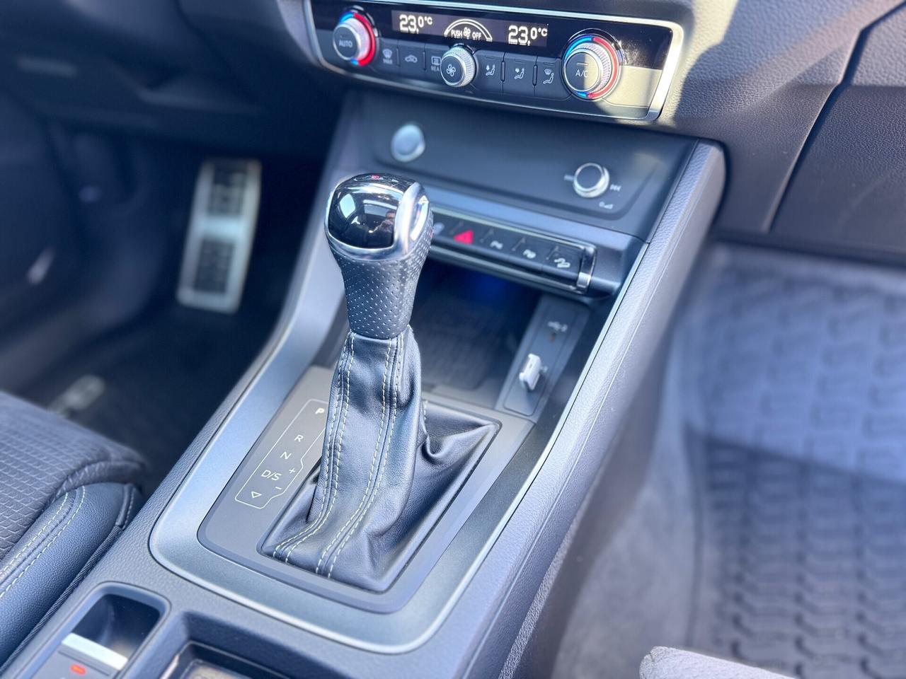 Audi Q3 SPB 2.0 150cv Tetto*Sline*Led*Full