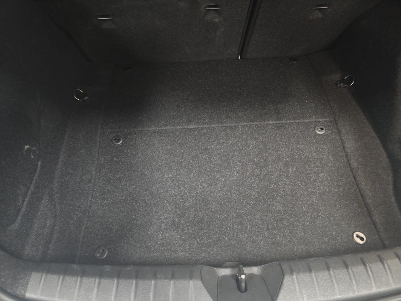 Bmw 116 116d 5p. Urban
