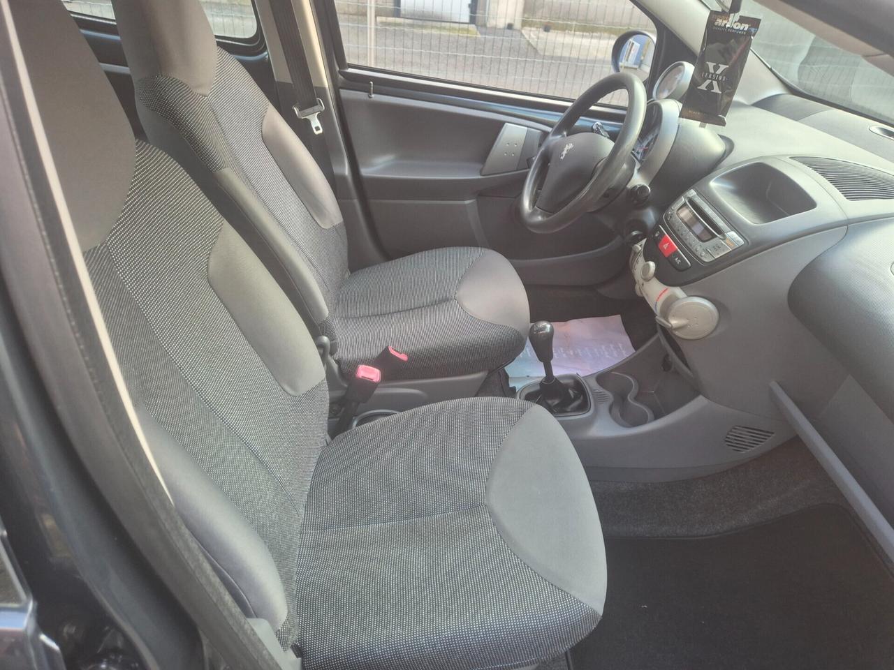 Peugeot 107 1.4 HDi 5p. Sweet Years