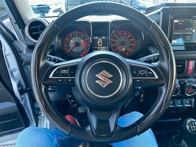 Suzuki Jimny 1.5 5MT Top