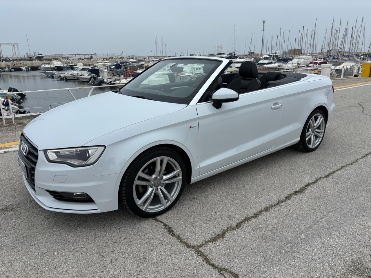 Audi A3 Cabrio 2.0 TDI clean diesel Ambition