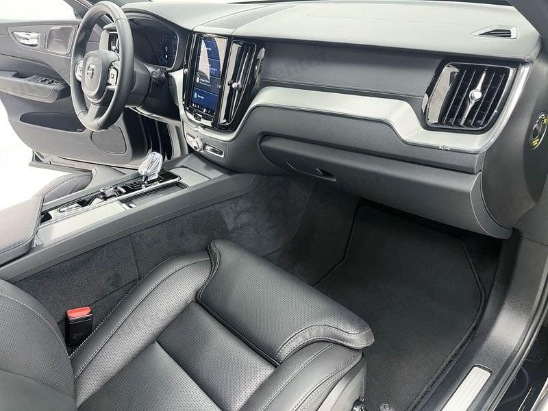 Volvo XC60 XC60 T6 PLUG IN PHEV ULTRA BALCK EDITION AWD AUT