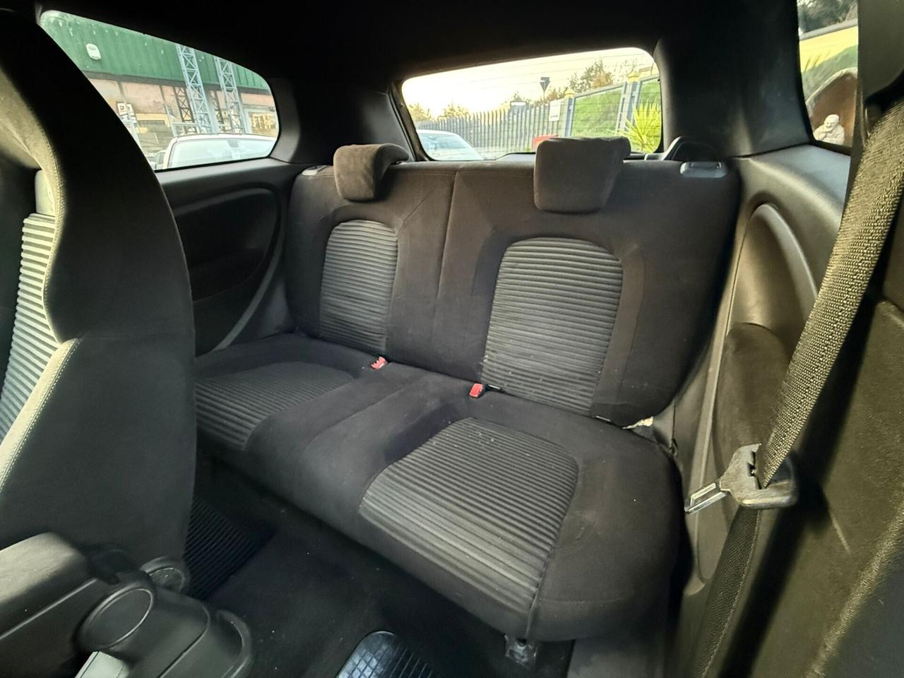 Abarth Grande Punto 1.4 T-Jet GPL 3P.