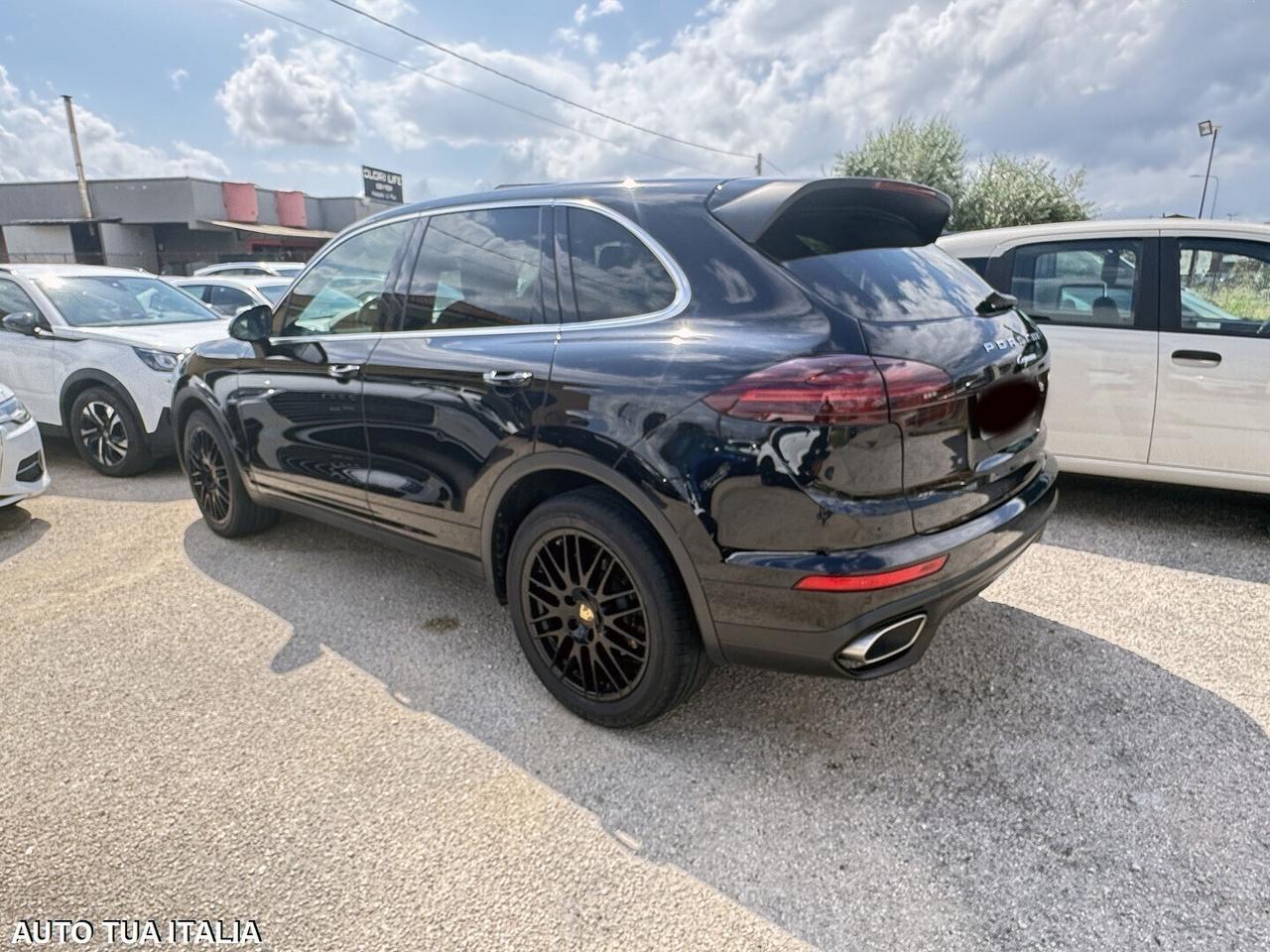 PORSCHE CAYENNE DIESEL NAVI PASM LED