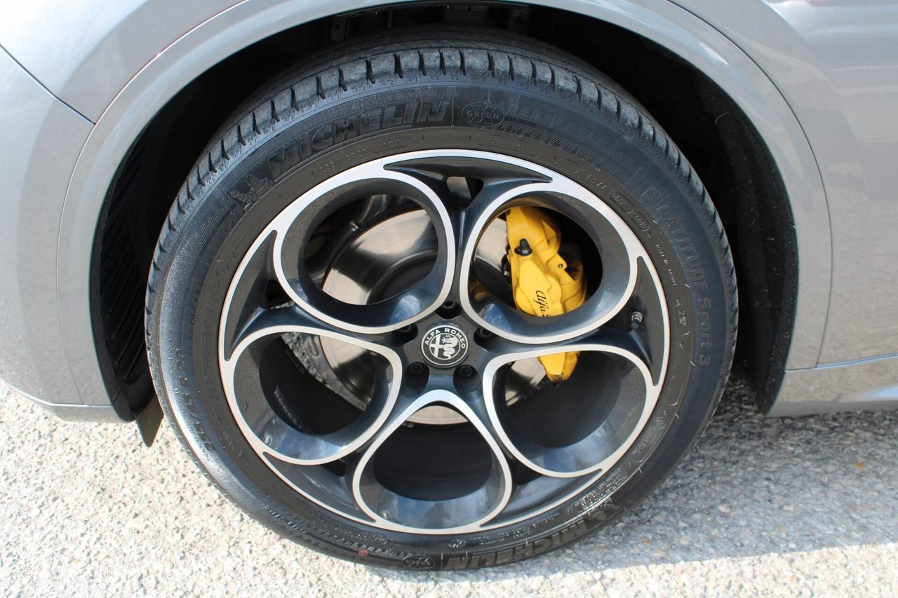 Alfa Romeo Stelvio 2.2 Turbodiesel 210 CV AT8 Q4 Veloce