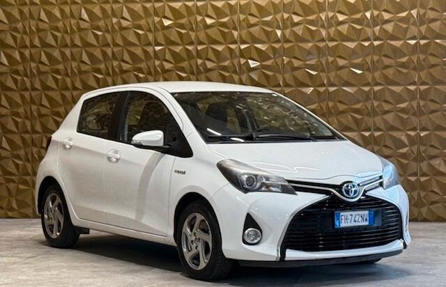 Toyota Yaris 1.5 Hybrid 5 porte Cool