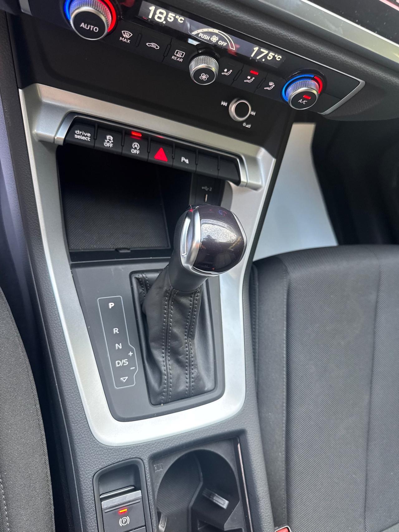Audi Q3 35 TDI S tronic line edition