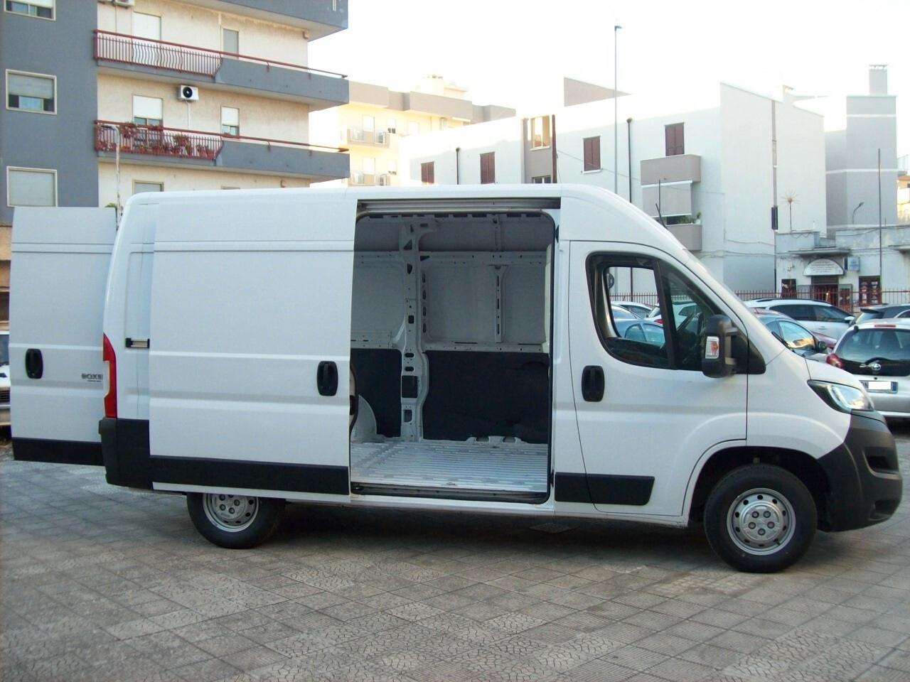 Peugeot Boxer 333 L2H2 2.2 BlueHDi 140CV
