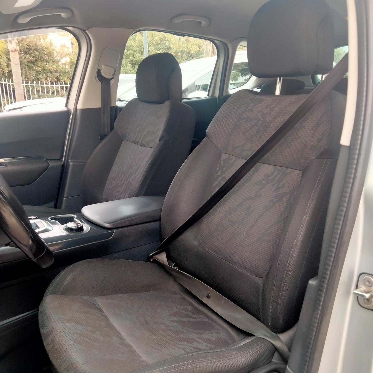 Peugeot 3008 1.6 e-HDi 110 Cavalli Allure