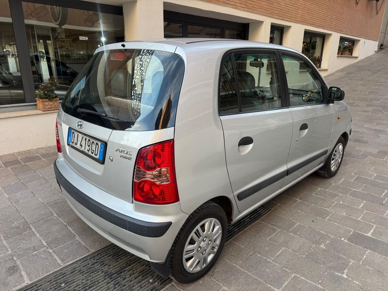 HYUNDAI Atos 1.1 12V Active 24.000 KM