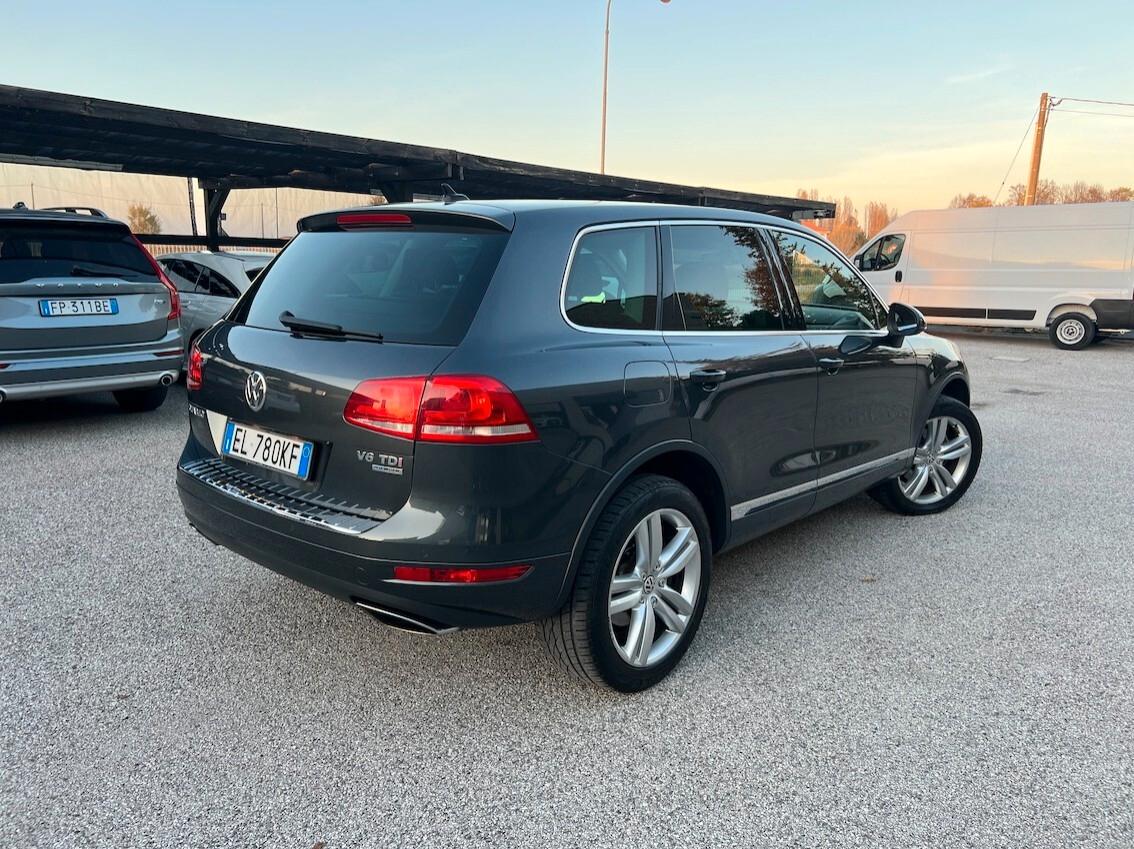Volkswagen Touareg 3.0 TDI 245 CV tiptronic BlueMotion Techn. Executive