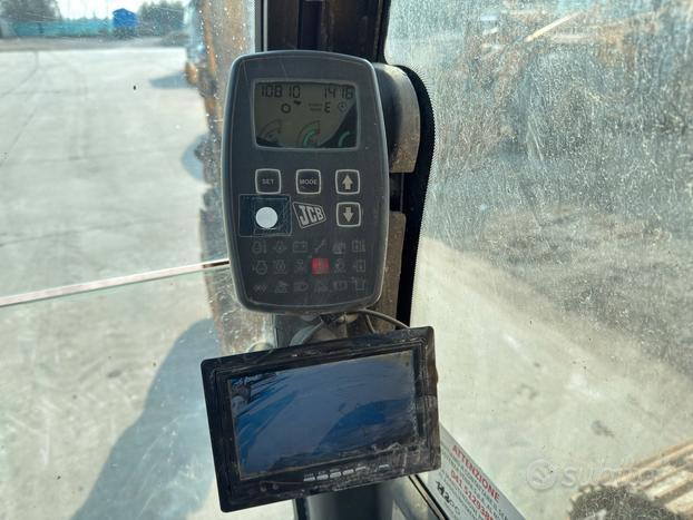 Escavatore cingolato JCB JS 140