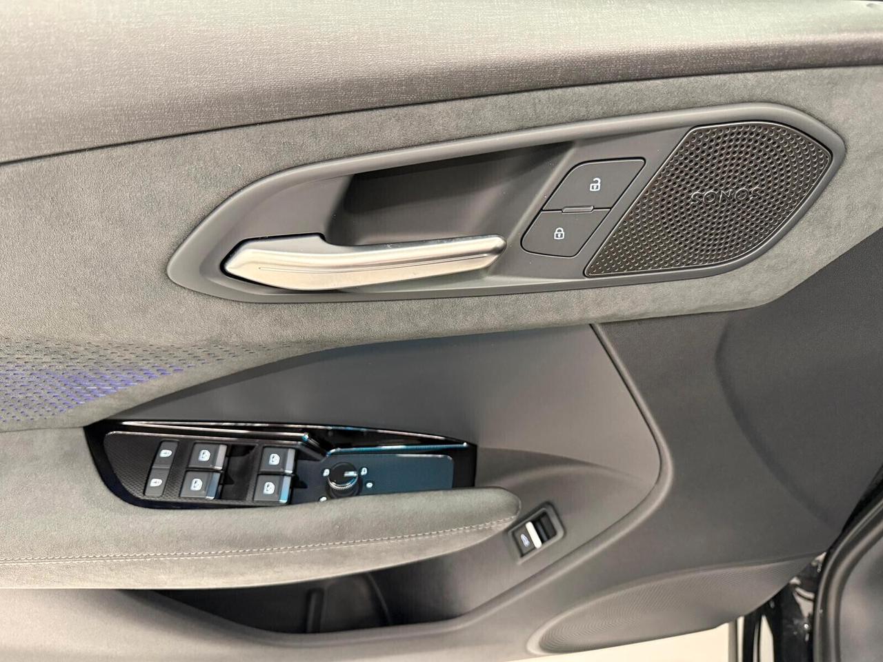 Audi Q3 TDI S tronic S-Line edition