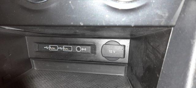 VOLKSWAGEN Tiguan 2.0 TDI SCR DSG Business NAVI LED VIDEO