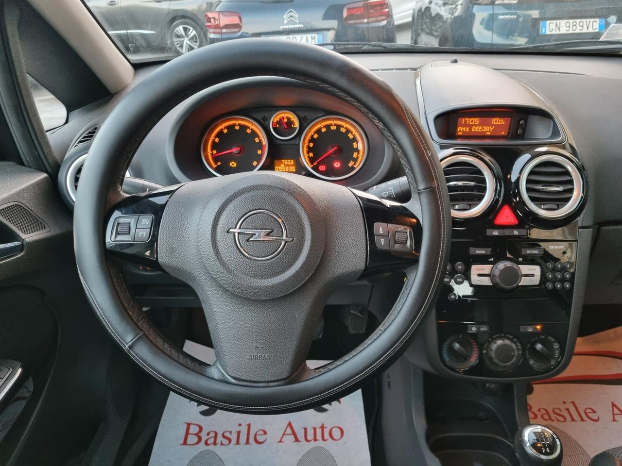 Opel Corsa 1.2 5 porte Enjoy