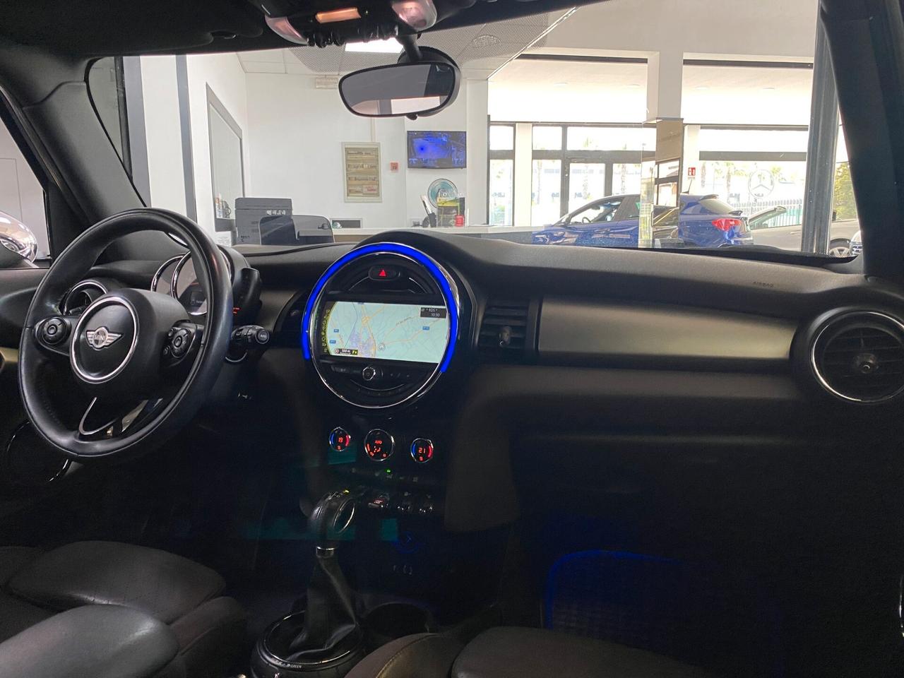 Mini Cooper 1.5Diesel HYPE Navi/Pelle/Xenon/C.Auto