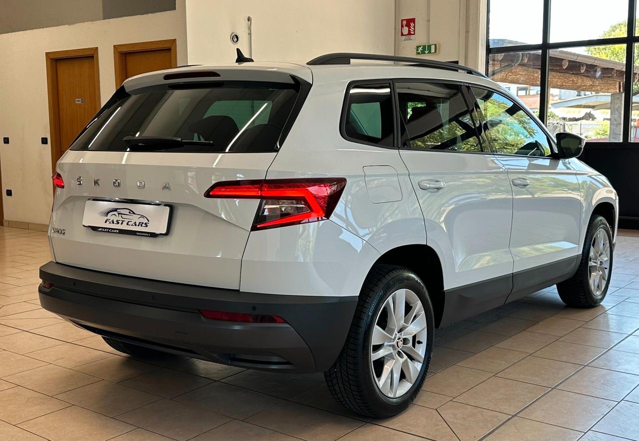 SKODA KAROQ AMBITION 2.0 TDI DSG *CARPLAY*NAVI*NEOPATENTATI*