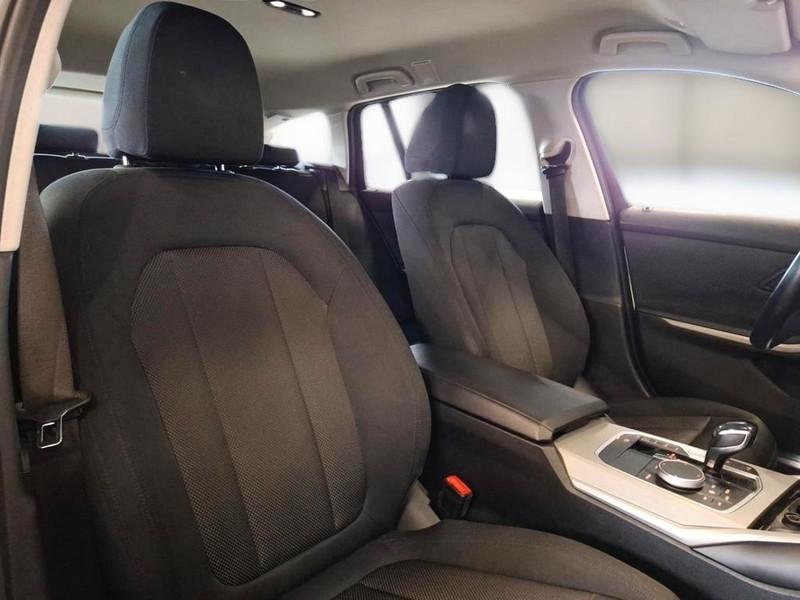 BMW 318 48V Business Advantage Touring auto