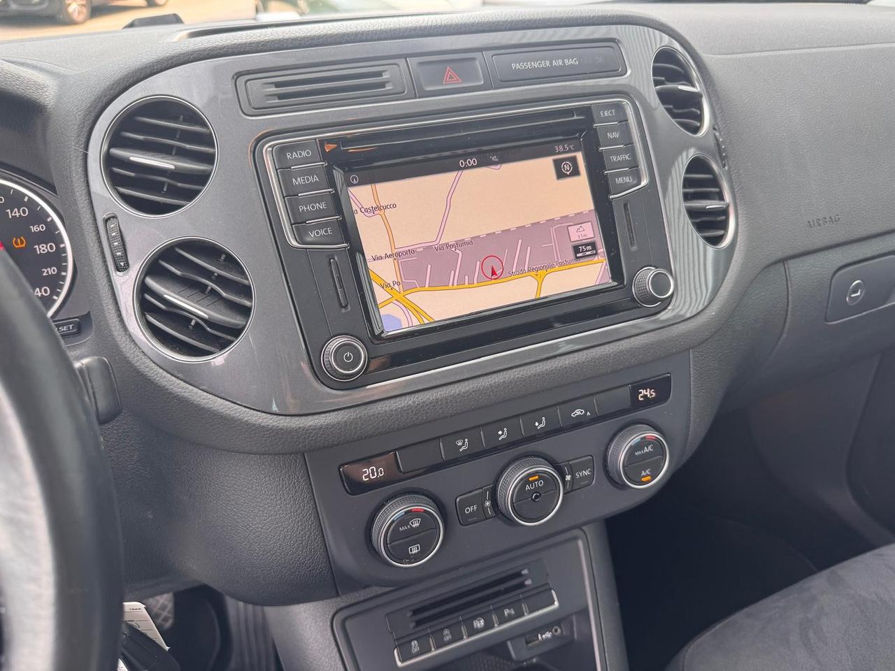 VOLKSWAGEN TIGUAN 2.0TDI DSG 4MOTION SPORT&STYLE