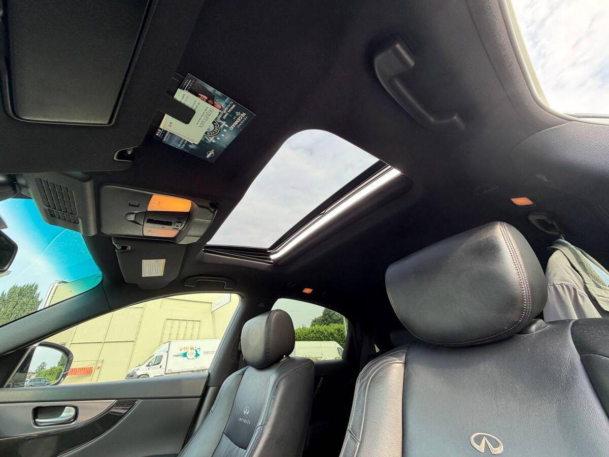 Infiniti QX70 (FX) 3.0d V6 S Premium awd auto