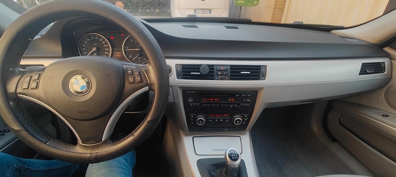 Bmw 320 320d cat Touring Attiva