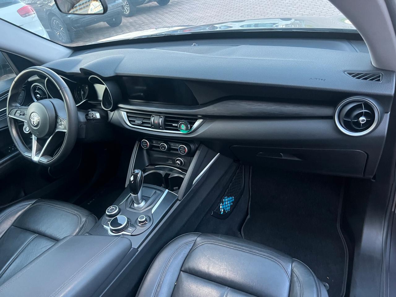 Alfa Romeo Stelvio 2.2 Turbodiesel 210 CV AT8 Q4 Executive