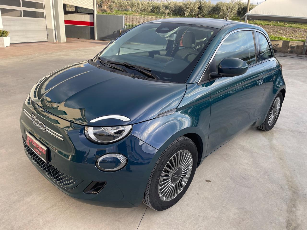 Fiat 500 500e Berlina 43 kWh Business opening edition