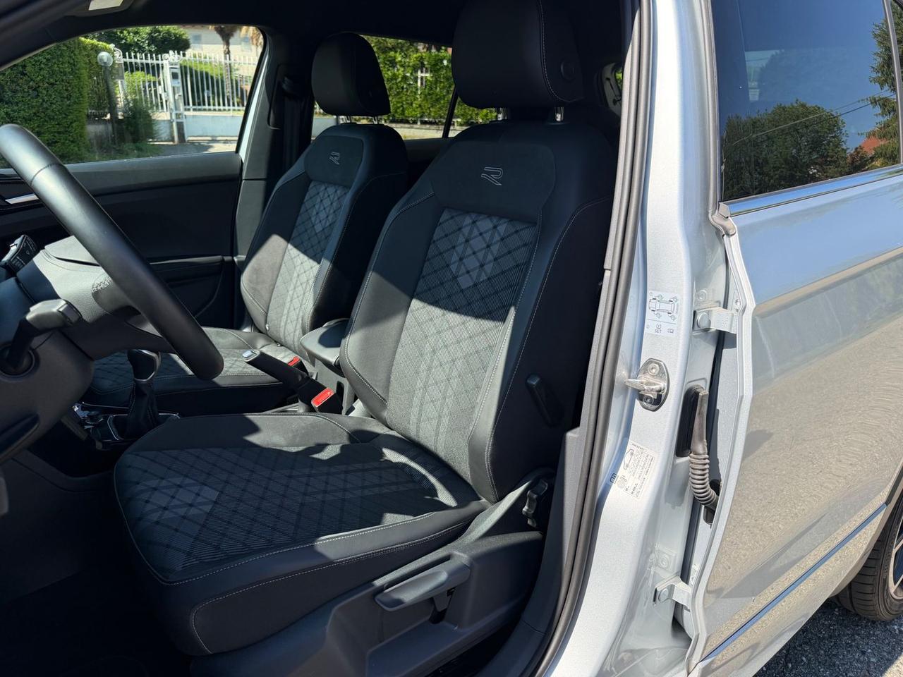 Volkswagen T-Cross R Line Plus 1.0 TSI #11586