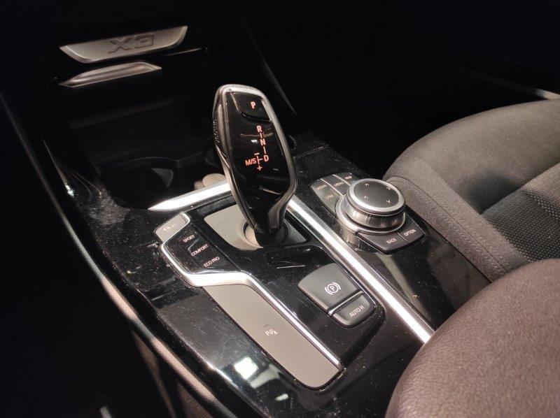 BMW X3 (G01/F97) - X3 sDrive18d 48V Business Advantage